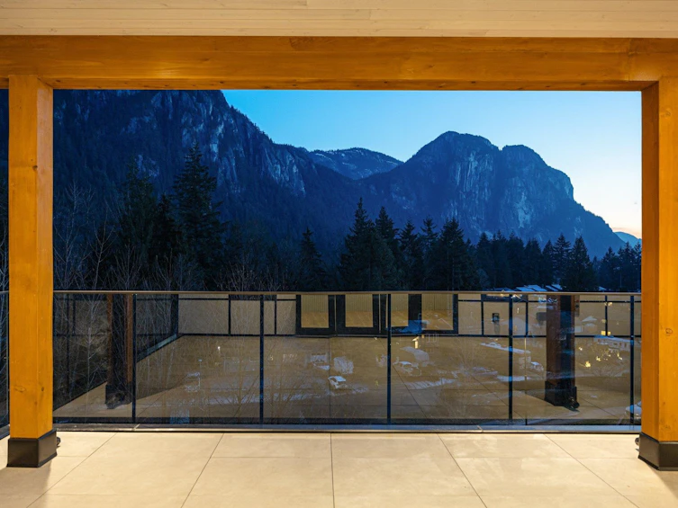 2216 Windsail Place, Squamish, BC, V8B 0T6 - 38