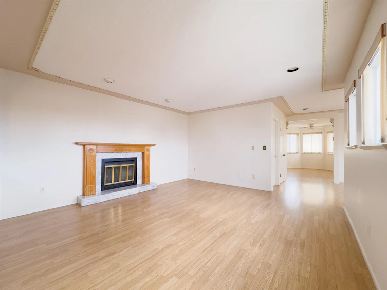 3630 Cambridge Street, Vancouver, BC, V5K 1M6 - 6