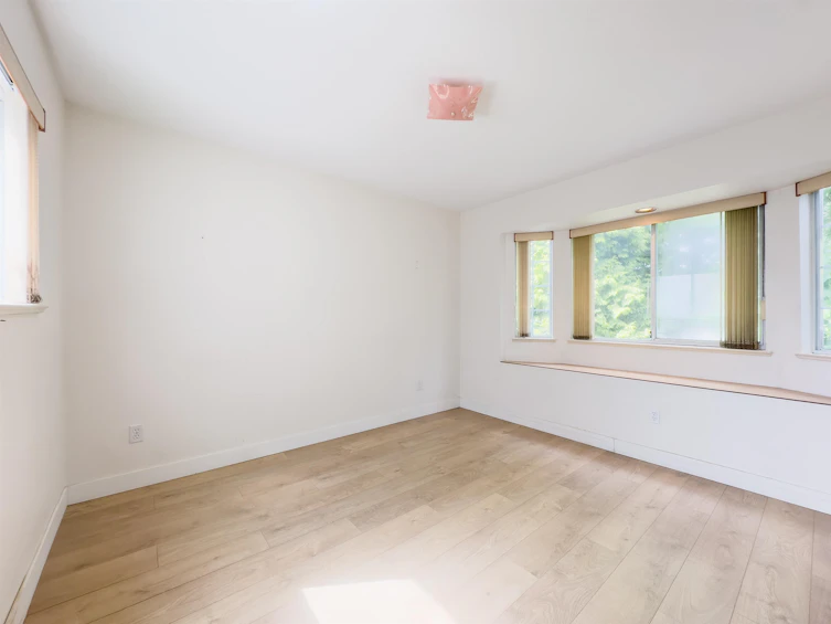 3630 Cambridge Street, Vancouver, BC, V5K 1M6 - 16