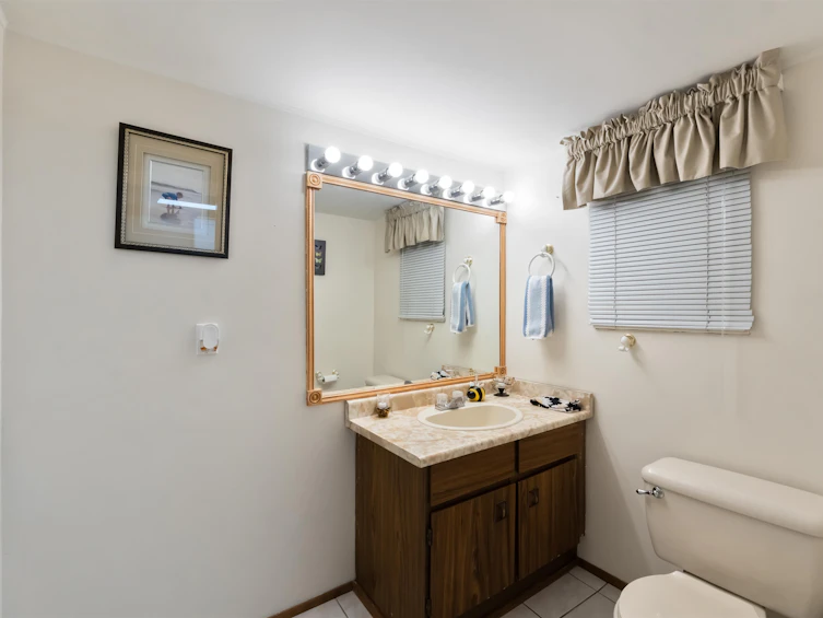 9113 145a Street, Surrey, BC, V3R 7L6 - 33