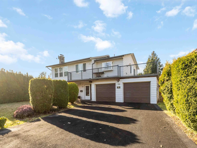 9113 145a Street, Surrey, BC, V3R 7L6 - 3