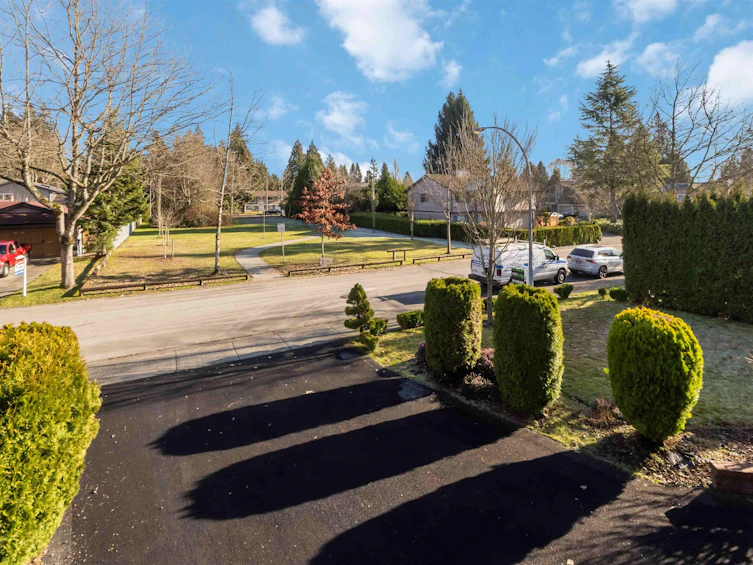 9113 145a Street, Surrey, BC, V3R 7L6 - 39