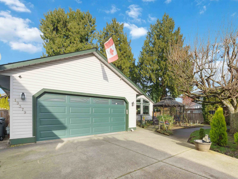 19379 Cusick Crescent, Pitt Meadows BC V3Y 2M9