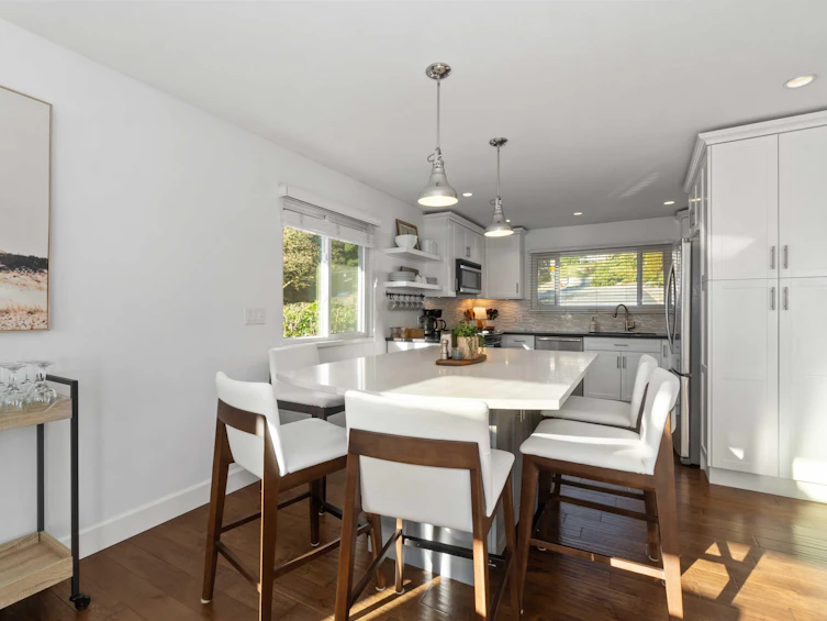 351 Dartmoor Drive, Coquitlam, BC, V3K 5R6 - 10