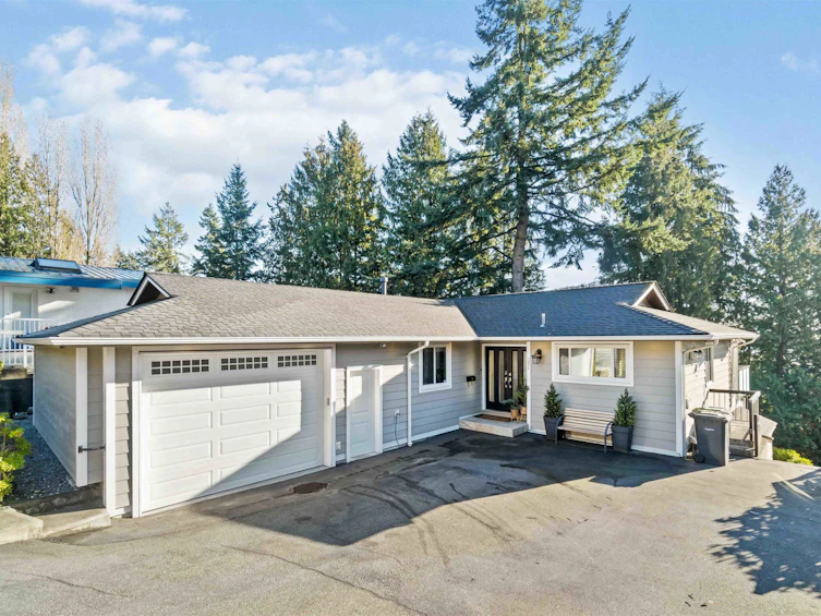 351 Dartmoor Drive, Coquitlam, BC, V3K 5R6 - 4