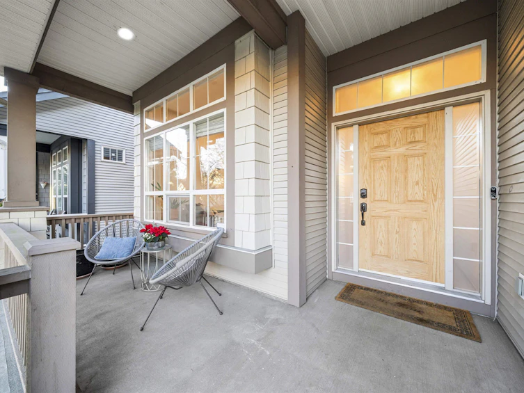 7339 200a Street, Langley, BC, V2Y 3G5 - 3