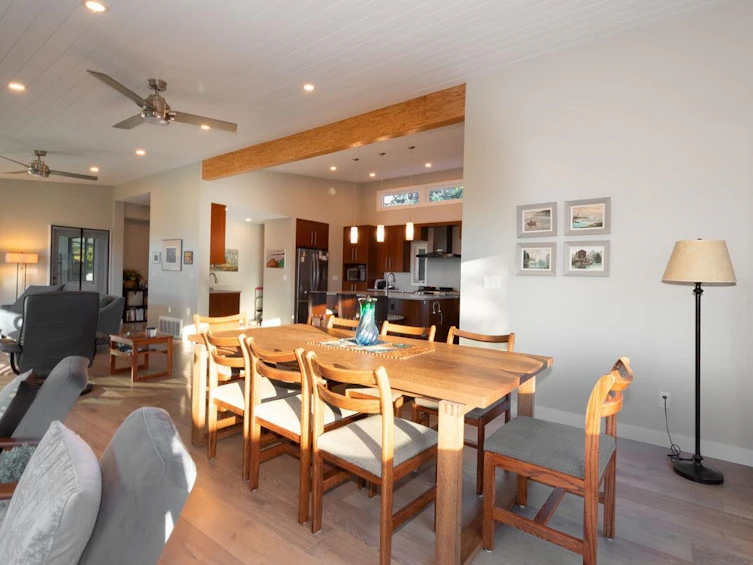 465 Sunset Road, Bowen Island, BC, V0N 1G2 - 9