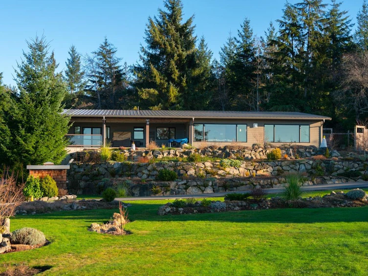 465 Sunset Road, Bowen Island, BC, V0N 1G2 - 4