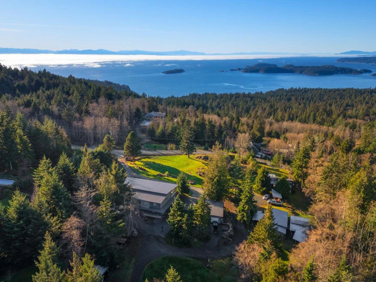 465 Sunset Road, Bowen Island, BC, V0N 1G2