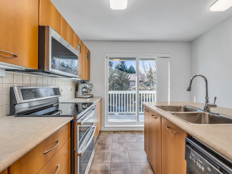 4-7179 201 Street, Langley, BC, V2Y 2Y9 - 9