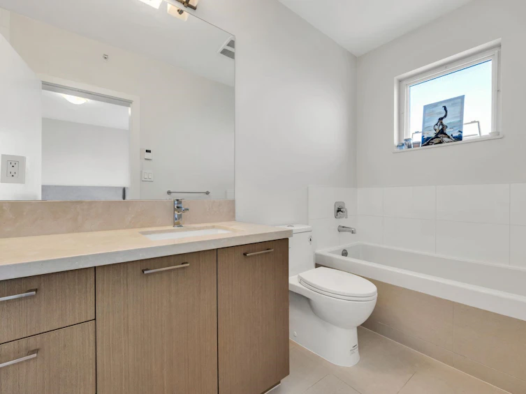 TH21-271 Francis Way, New Westminster, BC, V3L 0H2 - 36
