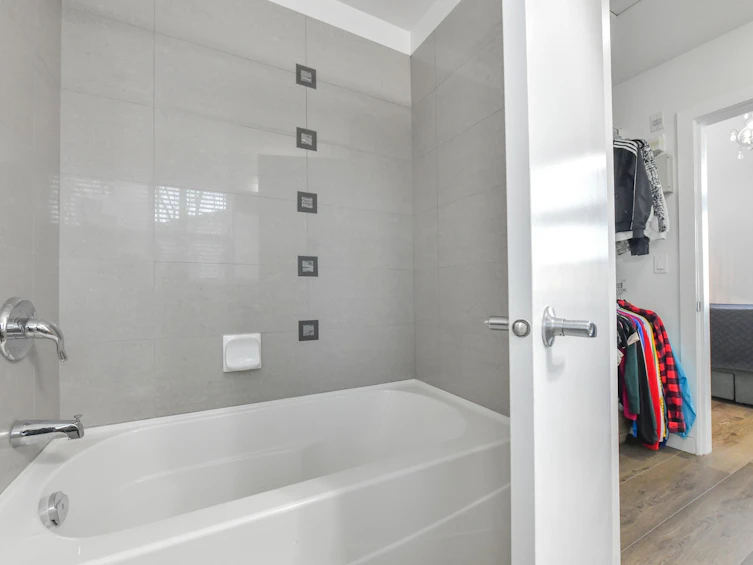 122-6671 121 Street, Surrey, BC, V3W 1T9 - 15