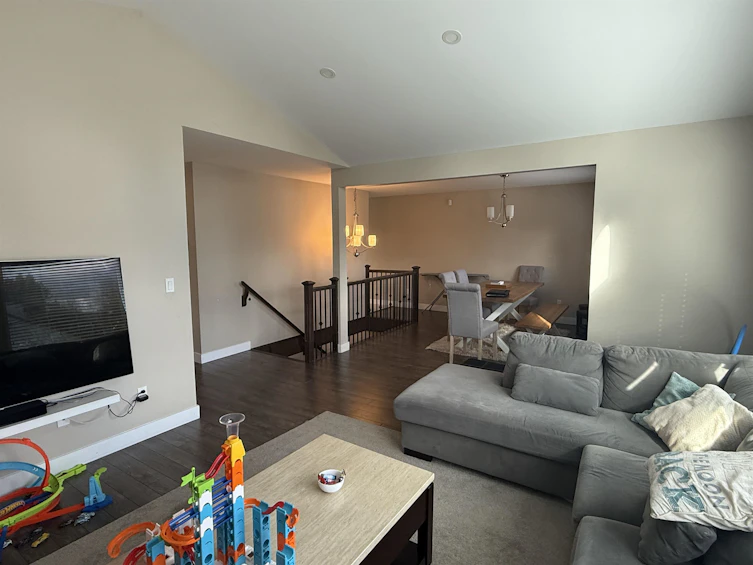 9043 155 Street, Surrey, BC, V3R 8W3 - 6