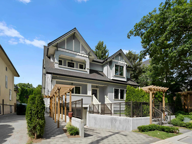 2377 W 7th Avenue, Vancouver, BC, V6K 1Y4 - 36