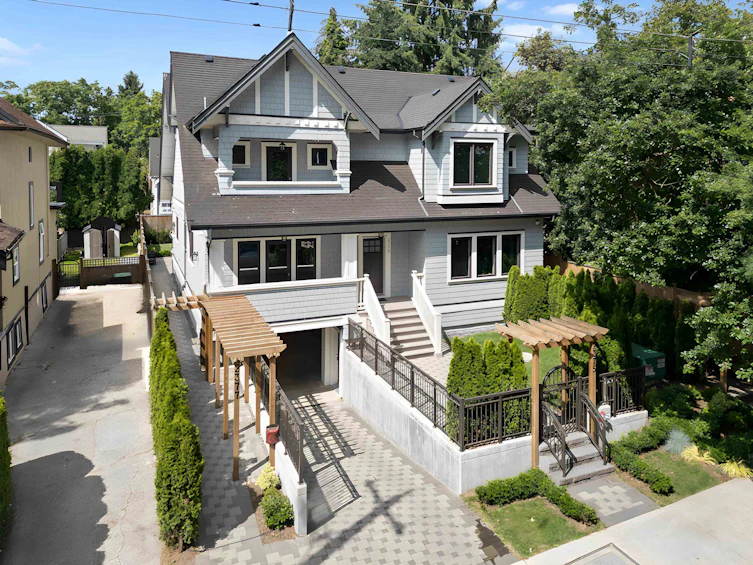 2377 W 7th Avenue, Vancouver, BC, V6K 1Y4 - 35