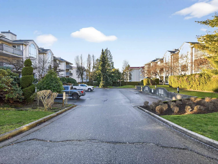 212-19122 122 Avenue, Pitt Meadows, BC, V3Y 2N7 - 26