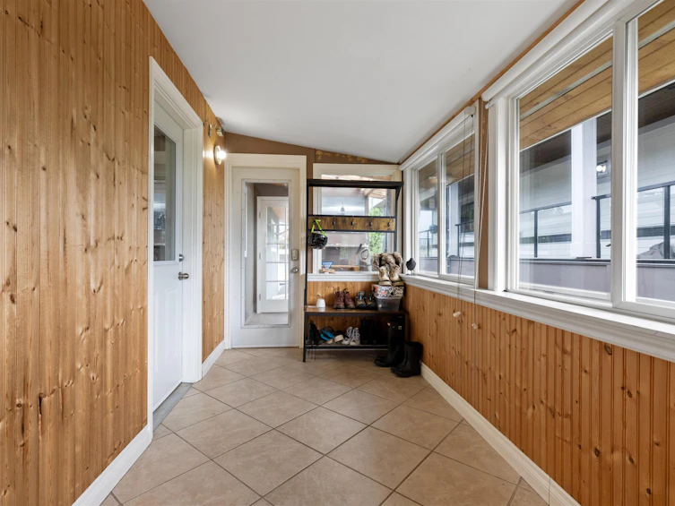 1310 Parker Street, Surrey, BC, V4B 4S3 - 15