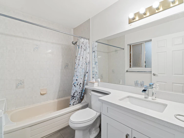 3529 Napier Street, Vancouver, BC, V5K 2X8 - 30