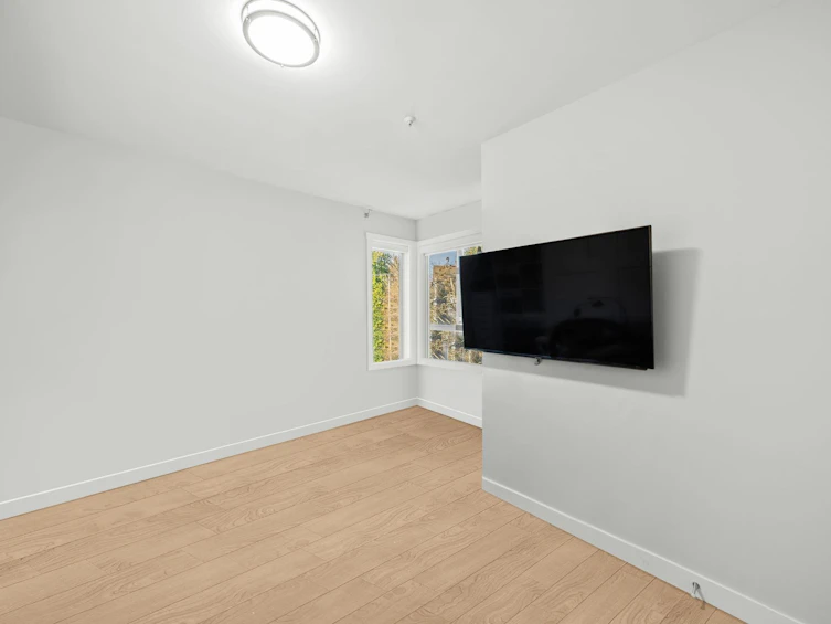 311-1150 Lynn Valley Road, North Vancouver, BC, V7J 1Z9 - 23