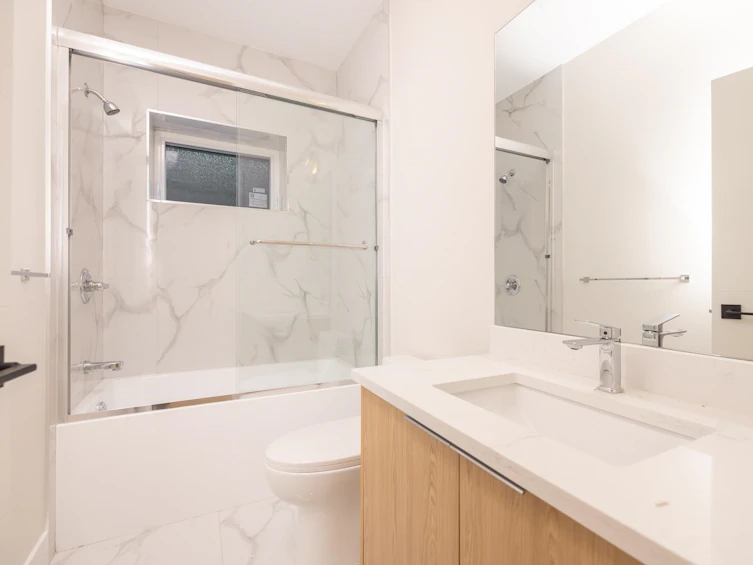 8055 18th Avenue, Burnaby, BC, V3N 1J9 - 28