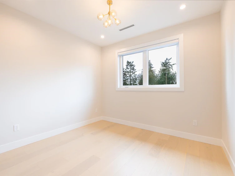 8055 18th Avenue, Burnaby, BC, V3N 1J9 - 21