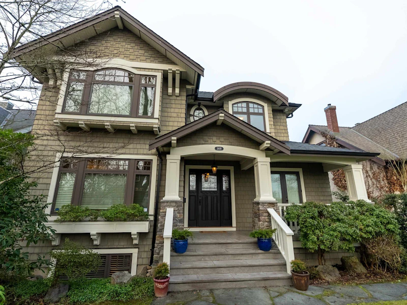 3939 W 14th Avenue, Vancouver BC V6R 2X2