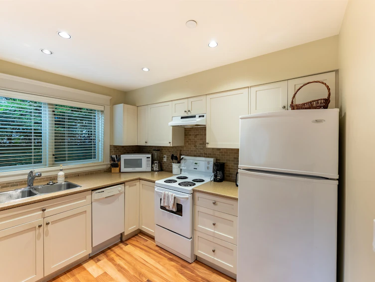 3939 W 14th Avenue, Vancouver, BC, V6R 2X2 - 26