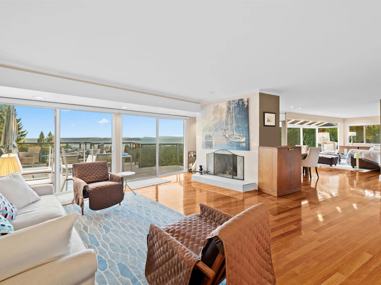 4579 Woodgreen Court, West Vancouver, BC, V7S 2V8 - 6