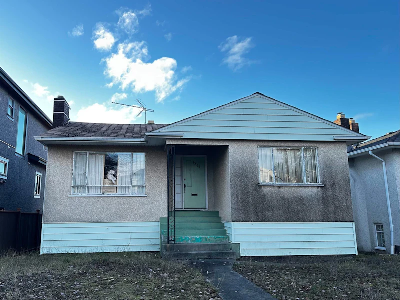 6565 Brooks Street, Vancouver BC V5S 3J6