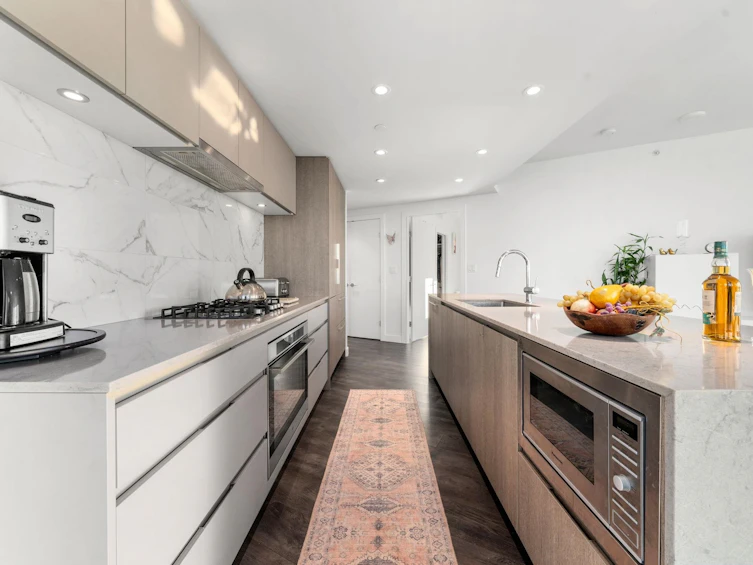 1807-1500 Fern Street, North Vancouver, BC, V7J 0E6 - 11