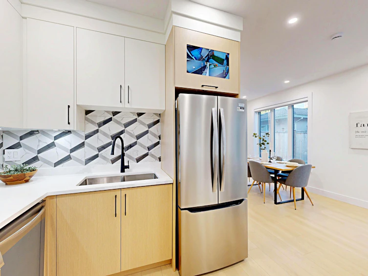 2-3425 Archimedes Street, Vancouver, BC, V5R 4W4 - 12