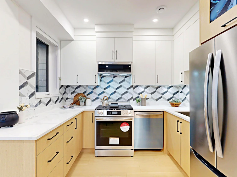 2-3425 Archimedes Street, Vancouver, BC, V5R 4W4 - 13
