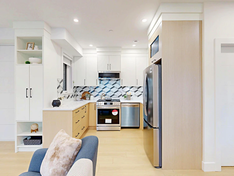 2-3425 Archimedes Street, Vancouver, BC, V5R 4W4 - 14