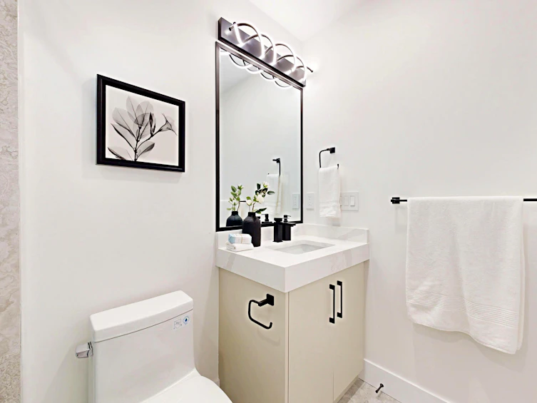 2-3425 Archimedes Street, Vancouver, BC, V5R 4W4 - 35