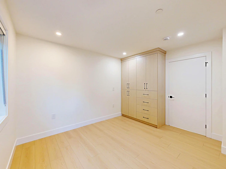2-3425 Archimedes Street, Vancouver, BC, V5R 4W4 - 26