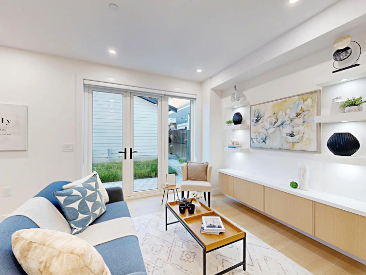 2-3425 Archimedes Street, Vancouver, BC, V5R 4W4 - 3