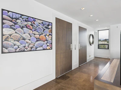 9-2250 Bellevue Avenue - 3