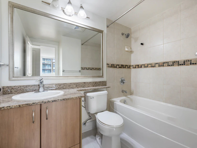 1110-898 Carnarvon Street, New Westminster, BC, V3M 0C3 - 23