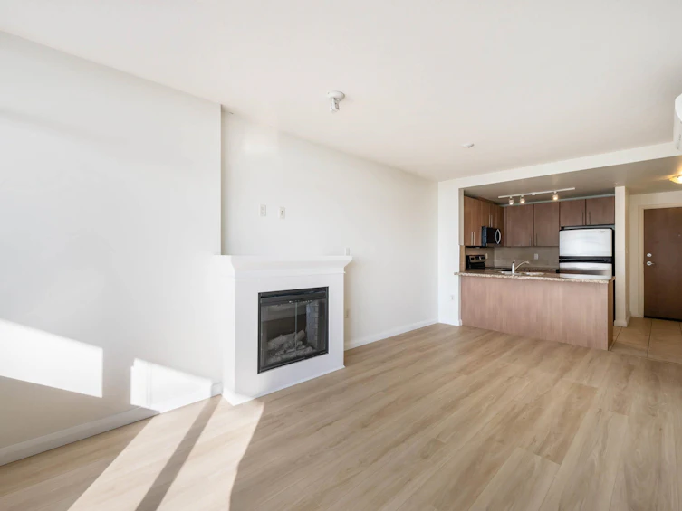 1110-898 Carnarvon Street, New Westminster, BC, V3M 0C3 - 7
