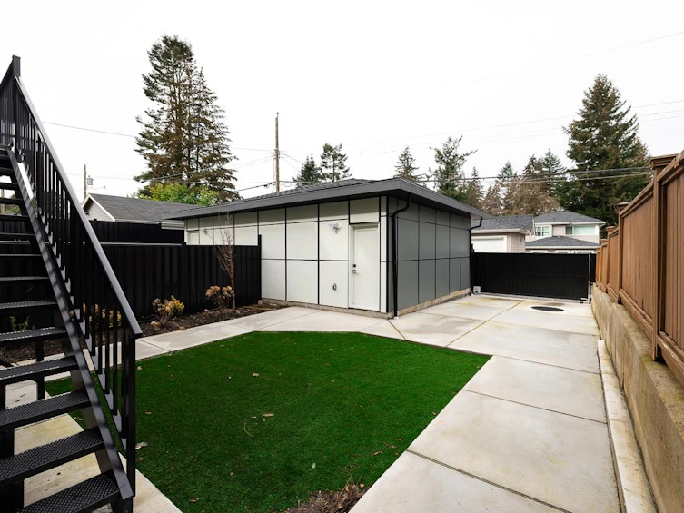 8057 18th Avenue, Burnaby, BC, V3N 1J9 - 35