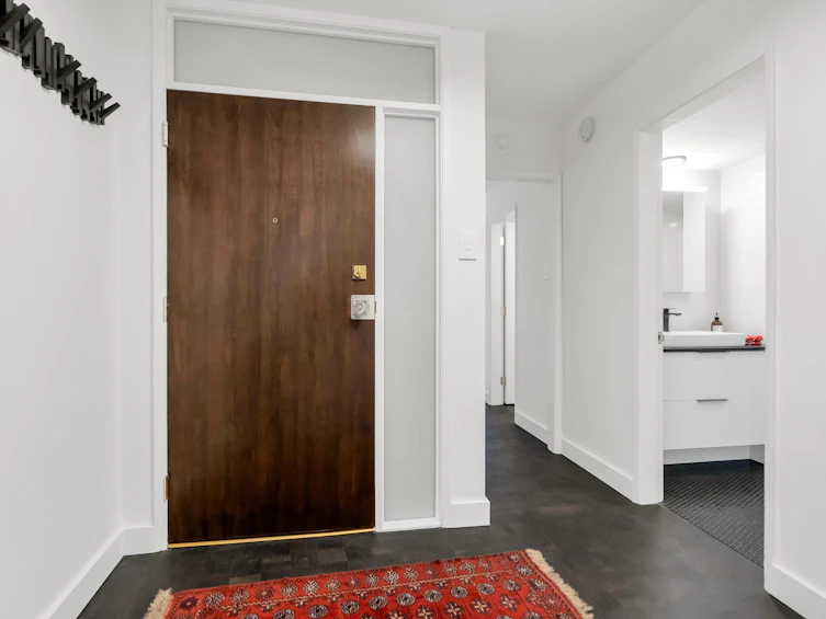 101-2135 Argyle Avenue, West Vancouver, BC, V7V 1A5 - 8