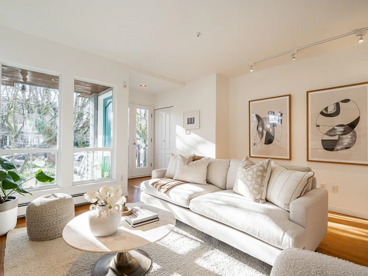 3241 W 6th Avenue, Vancouver, BC, V6K 1X7 - 5