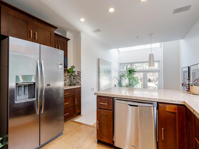 3241 W 6th Avenue, Vancouver, BC, V6K 1X7 - 9