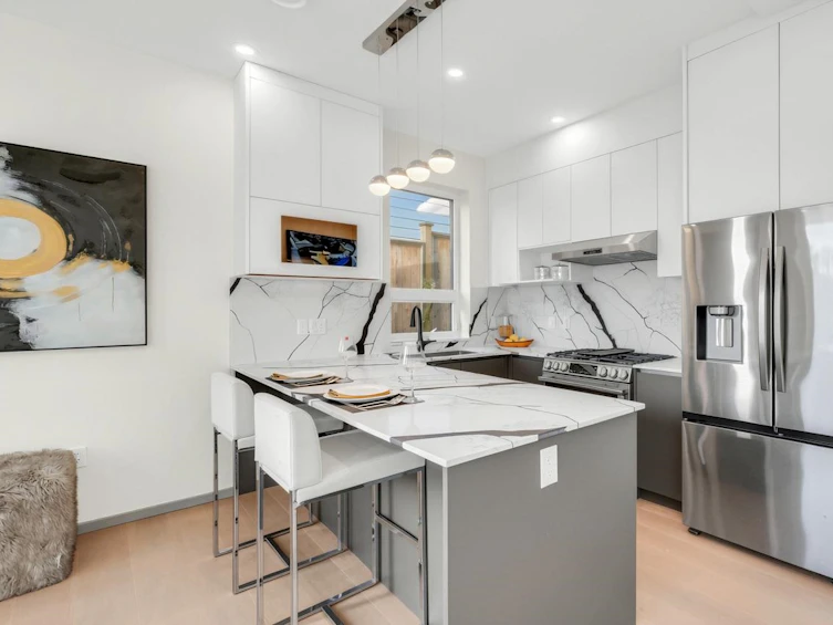 1-3547 E Georgia Street, Vancouver, BC, V5K 2L9 - 10