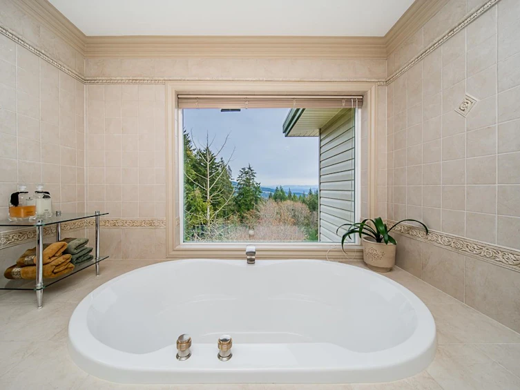 2138 Braeside Place, Coquitlam, BC, V3E 3L3 - 18