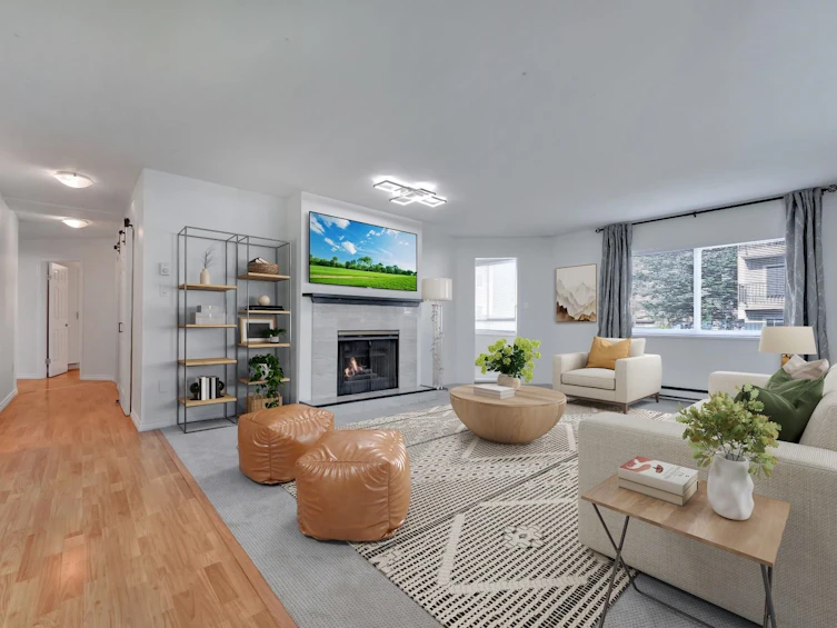 103-22241 Selkirk Avenue, Maple Ridge, BC, V2X 2X4