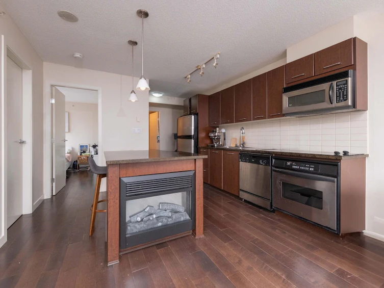 908-1155 Seymour Street, Vancouver, BC, V6B 1K2 - 7