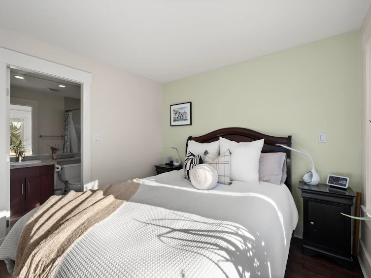 720 W 68th Avenue, Vancouver, BC, V6P 2T9 - 16