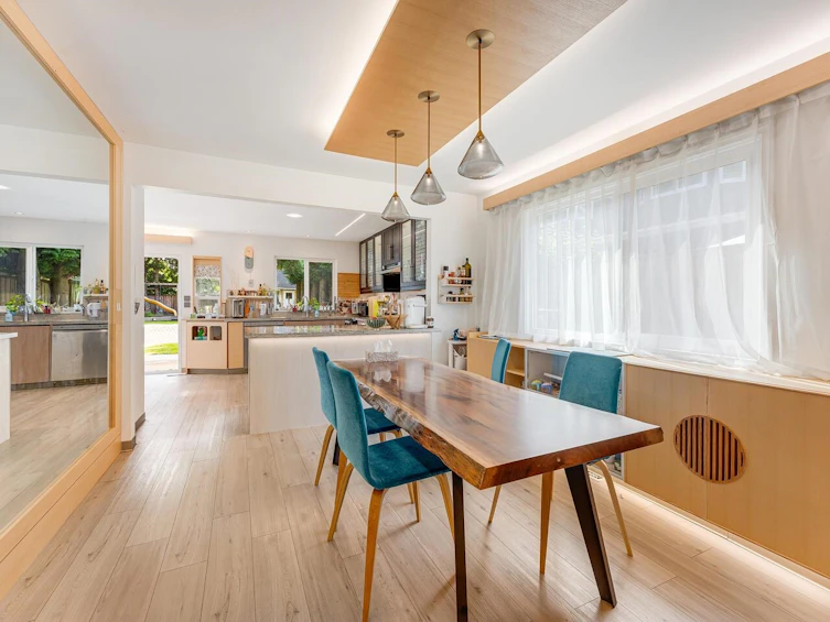 11320 No. 1 Road, Richmond, BC, V7E 4V6 - 11