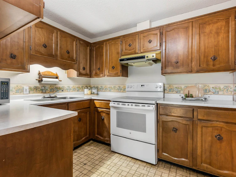 9170 Holly Street, Chilliwack, BC, V2P 6A7 - 4